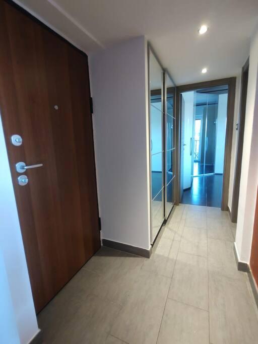 Apartment Bilocale Luminoso E Accogliente Zona Marche Mailand